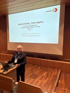 Josef Machytka bei seinem Vortrag - Beyond work_mem Myths: A Source‑Code‑Guided Tour Through PostgreSQL Memory